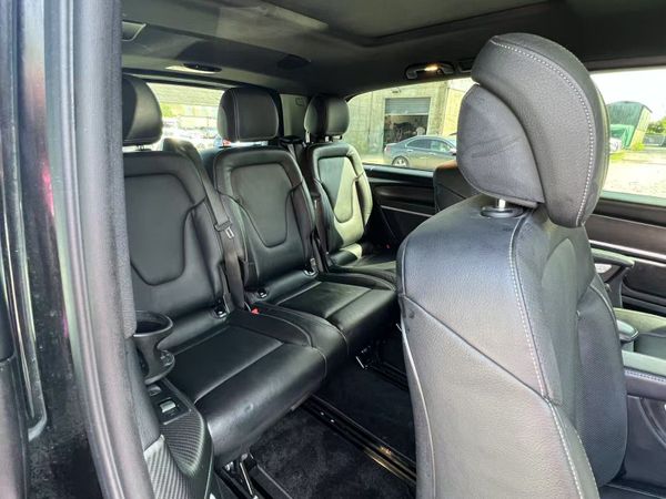 202 Mercedes-Benz V-Class 352548977