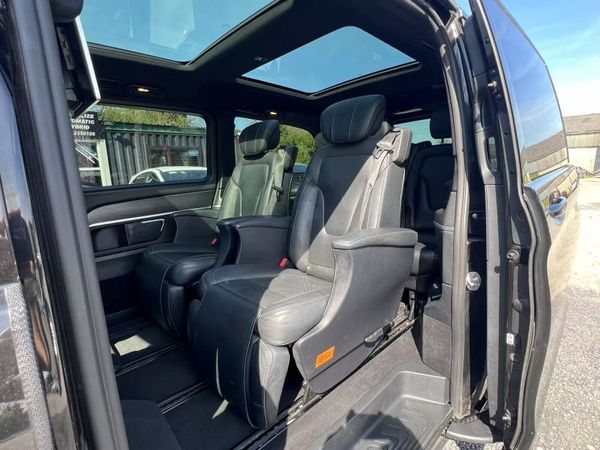 202 Mercedes-Benz V-Class 352548981