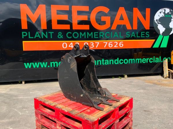 18" JCB 3CX DIGGING BUCKET....45mmPINS.....390v 352617998