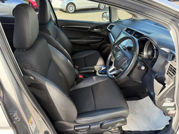 2015 Honda Fit 1.5 Hybrid auto,Top Specs,37K Mile 352656878