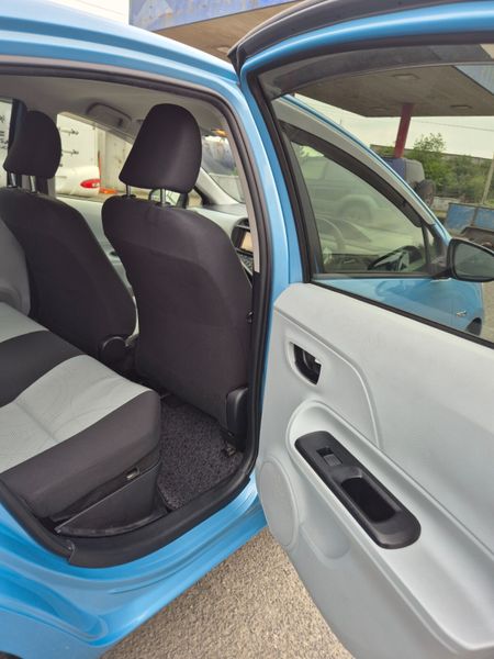 TOYOTA AQUA 2012 AUTOMATIC 352673406