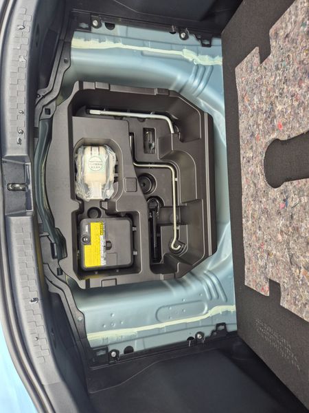 TOYOTA AQUA 2012 AUTOMATIC 352673415