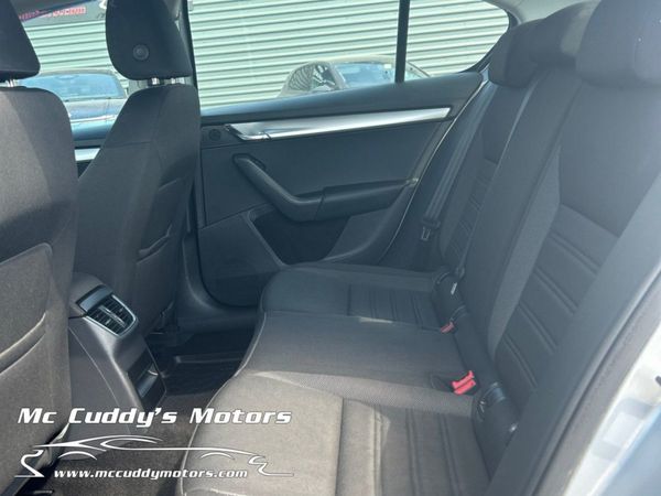 2017 Skoda Octavia SE 1.6 TDI 352702436