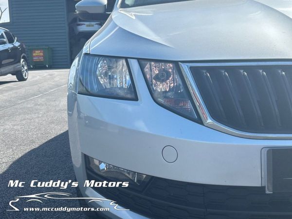 2017 Skoda Octavia SE 1.6 TDI 352702445