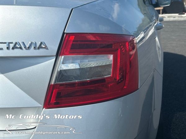 2017 Skoda Octavia SE 1.6 TDI 352702446