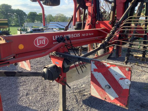 2018 Lely 745 rake 352733650