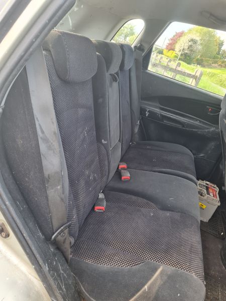 2006 hyundai Tucson 2.0l manual towbar 352775139