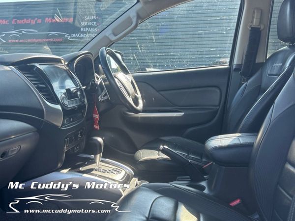 2019 Mitsubishi L200 Barbarian 2.5 Di-D Automatic 352799353