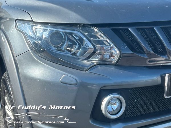 2019 Mitsubishi L200 Barbarian 2.5 Di-D Automatic 352799364