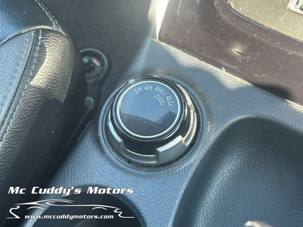2019 Mitsubishi L200 Barbarian 2.5 Di-D Automatic 352799367