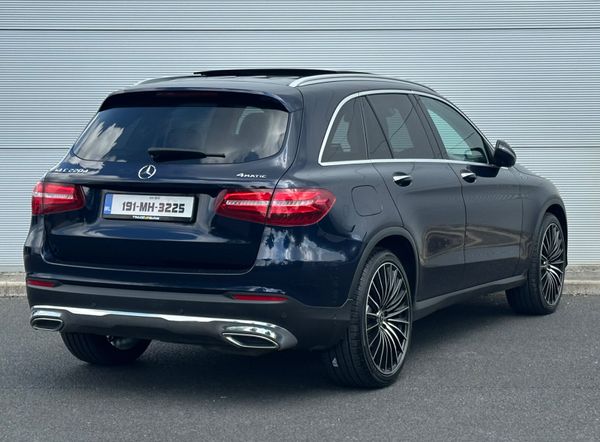 MercedesGLC220d Premium+ Sunroof 352816748