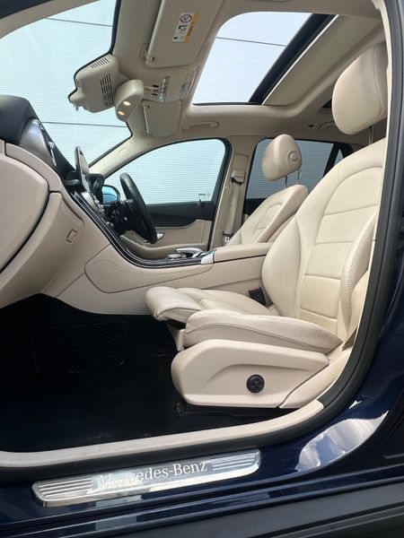 MercedesGLC220d Premium+ Sunroof 352816790