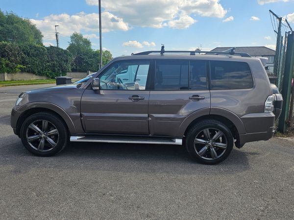 Mitsubishi Pajero 2015 352820648