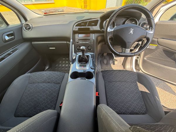 Peugeot 3008 1.6 HDI Active 352870074