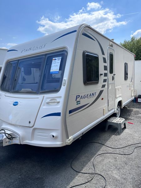 ✨2010 BAILEY PAGEANT 4 BERTH FIXED BED ✨ 352885934