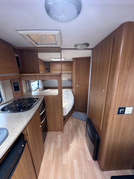 ✨2010 BAILEY PAGEANT 4 BERTH FIXED BED ✨ 352885933