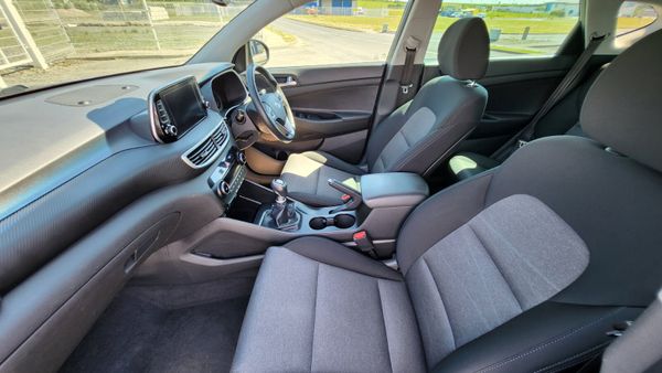 HYUNDAI TUCSON 2WD COMFORT PLUS,NCT AND TAX 352946162