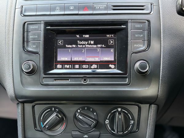 161 Volkswagen Polo 1,0 litre great spec! 353095539