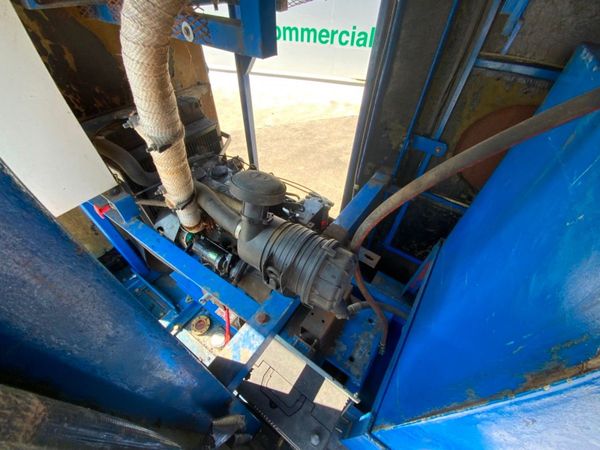 CANOPY ENCLOSED ISUZU 3cyl ENGINE & TANK....544 353097688