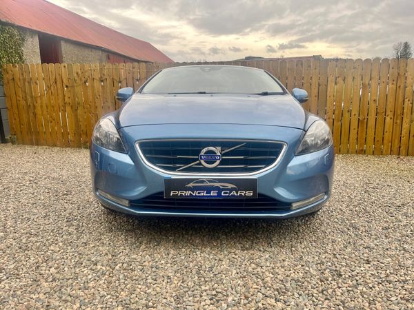 Volvo V40 2015 353125926