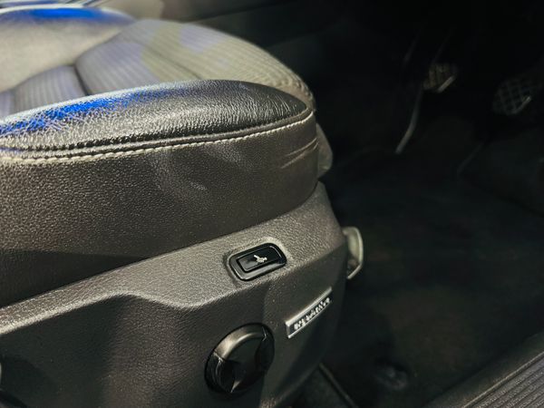 162 Volkswagen Golf 1.4TSI-R LINE-(RESERVED) 353142644