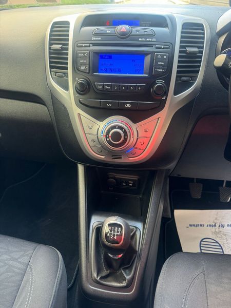 Hyundai ix20 2017 DELUXE 1.4 PETROL 353189094