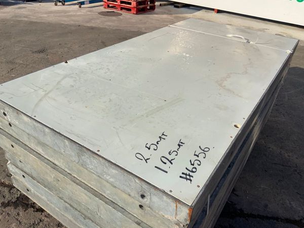 2.5mts x 1.25mts MEVA SHUTTERING PANS......6556. 353221358