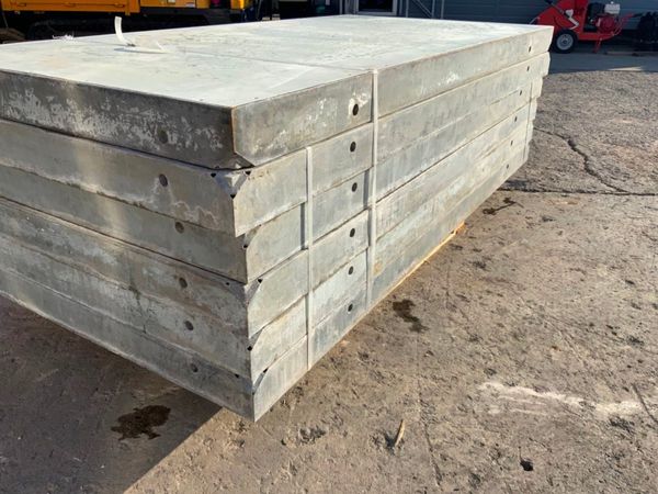 2.5mts x 1.25mts MEVA SHUTTERING PANS......6556. 353221367