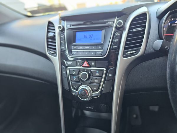 HYUNDAI I30 1.4 // ONE OWNER // 05/26 NCT 353241940