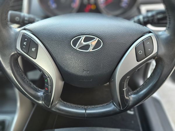 HYUNDAI I30 1.4 // ONE OWNER // 05/26 NCT 353241941