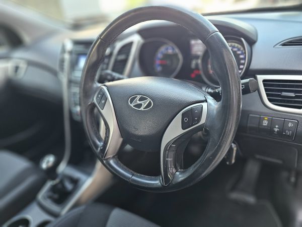 HYUNDAI I30 1.4 // ONE OWNER // 05/26 NCT 353242205