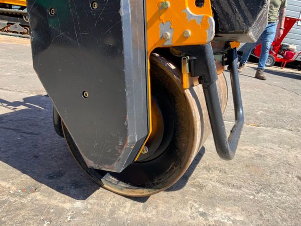 2024 JCB SD580 PEDESTRIAN ROLLER............655v. 353428239
