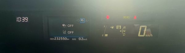2015 Toyota Prius Alpha(TOP SPEC) 6 MONTH WARRANTY 353437253