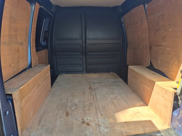 Volkswagen Caddy 2019 353444396