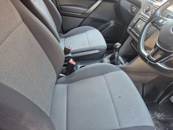 Volkswagen Caddy 2019 353444402