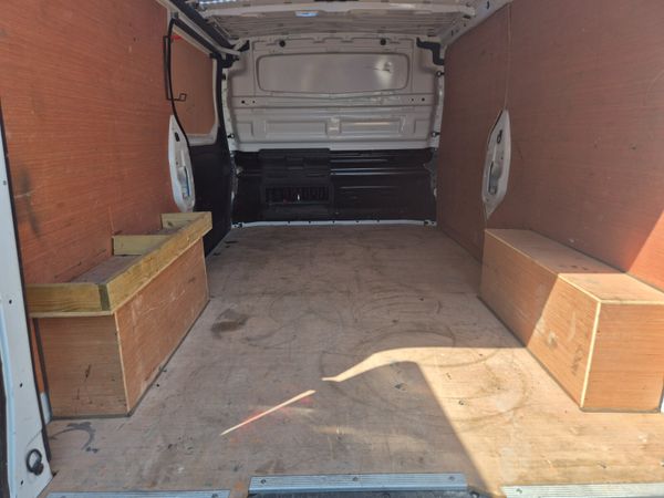 Nissan NV300 2021 €18,950 353441230