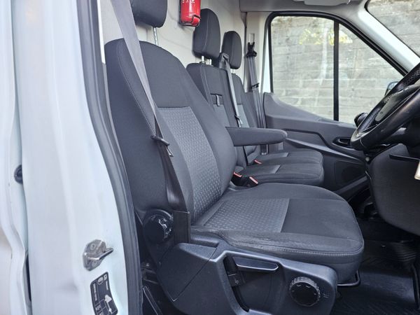 FORD TRANSIT TREND // BIG SPEC // TWIN DOORS // AC 353456200