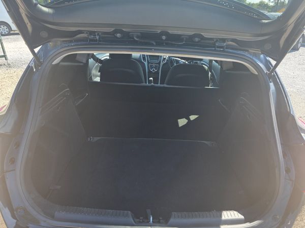 Hyundai i30 Van 2013 353462054