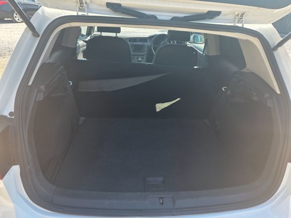 Volkswagen Golf Van 2015 353462782
