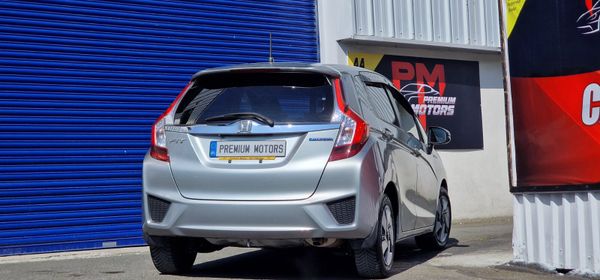 Honda Fit Hybrid Automatic 353529608