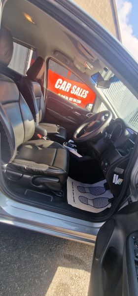 Honda Fit Hybrid Automatic 353529616