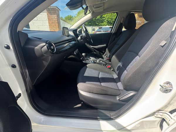 Mazda Demio 2016 1.5 Diesel Automatic 353605554