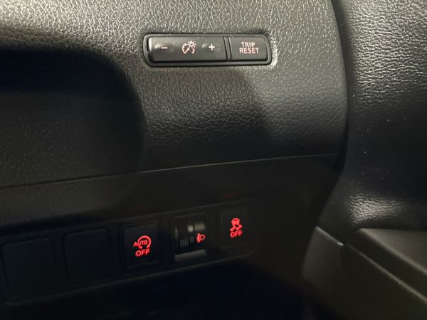 2015 Nissan Pulsar SV 1.5 Diesel 110 Bhp 353617174