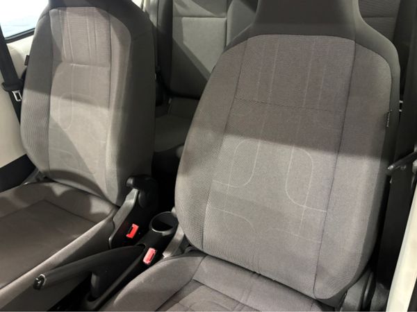 Volkswagen up! 1.0  MOVE Manual 60PS 5DR 353715948