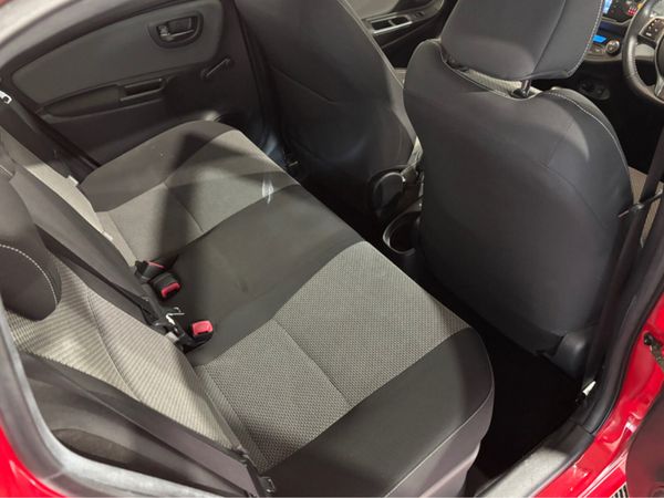 Toyota Yaris 1.5 HYBRID IRISH CAR AUTO 353715966