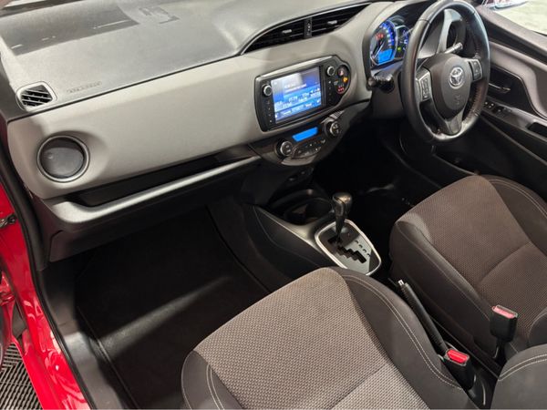 Toyota Yaris 1.5 HYBRID IRISH CAR AUTO 353715960