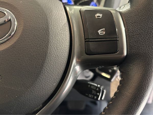Toyota Yaris 1.5 HYBRID IRISH CAR AUTO 353715976