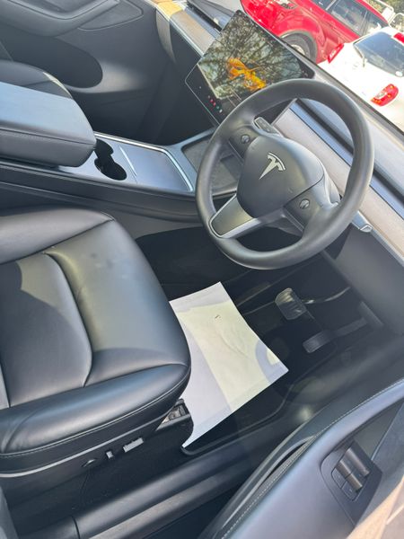 TESLA Y DUAL MOTOR LONG RANGE 353781762