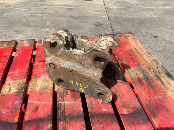 DOUBLE LOCKING MANUAL Q/HITCH..38mm PINS. 353800826