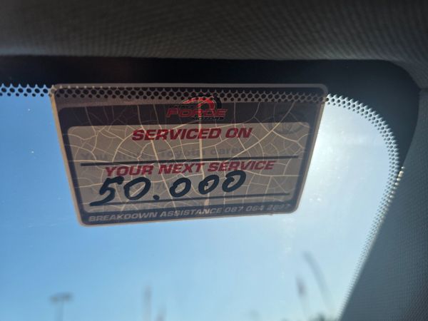 Toyota Auris Hybrid Automatic 2015 353813502